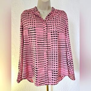 LIZ CLAIRBORNE pink button-down Medium long-sleeved shirt